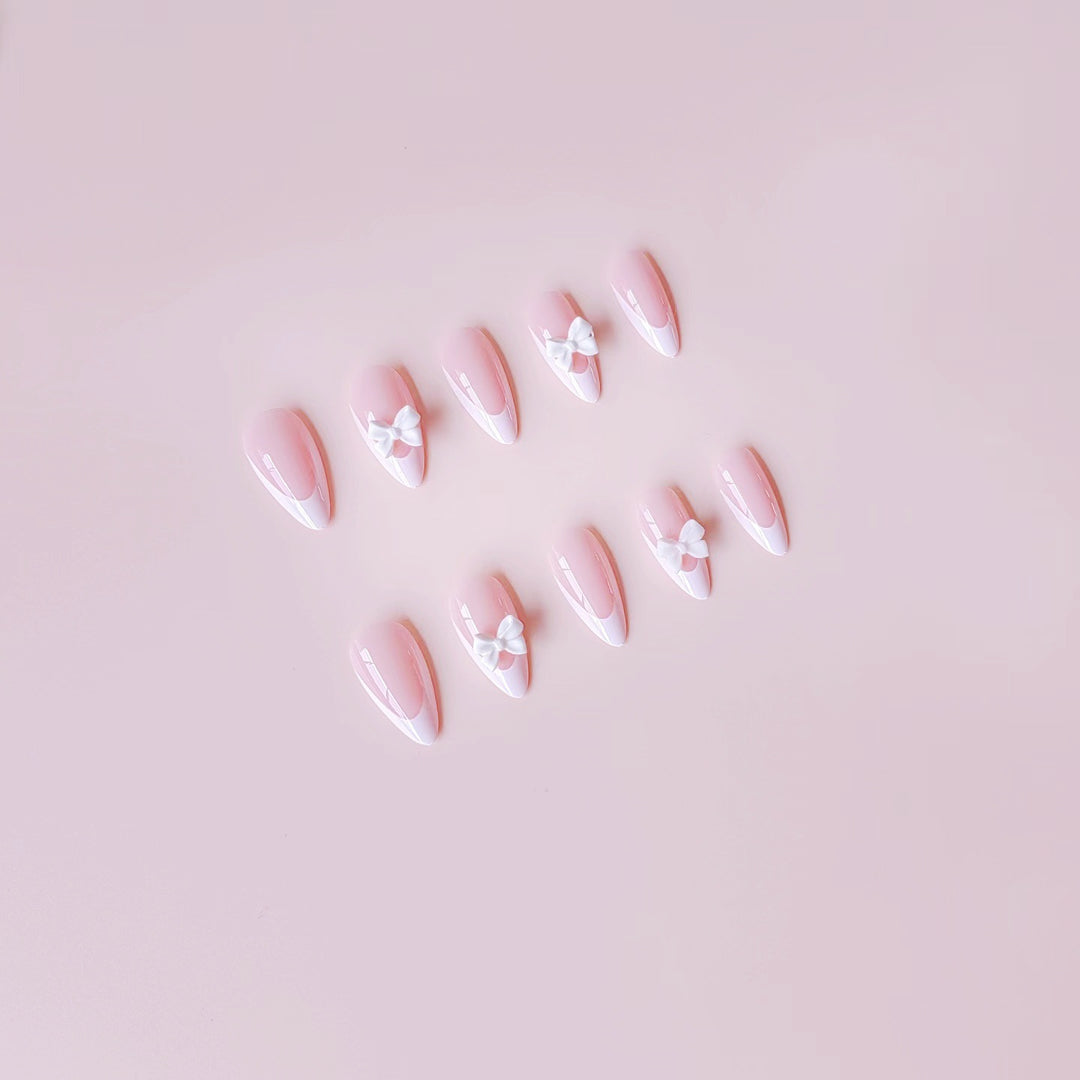 Artificial nail set with elegant 3D flowers and sparkling accents Stornfield