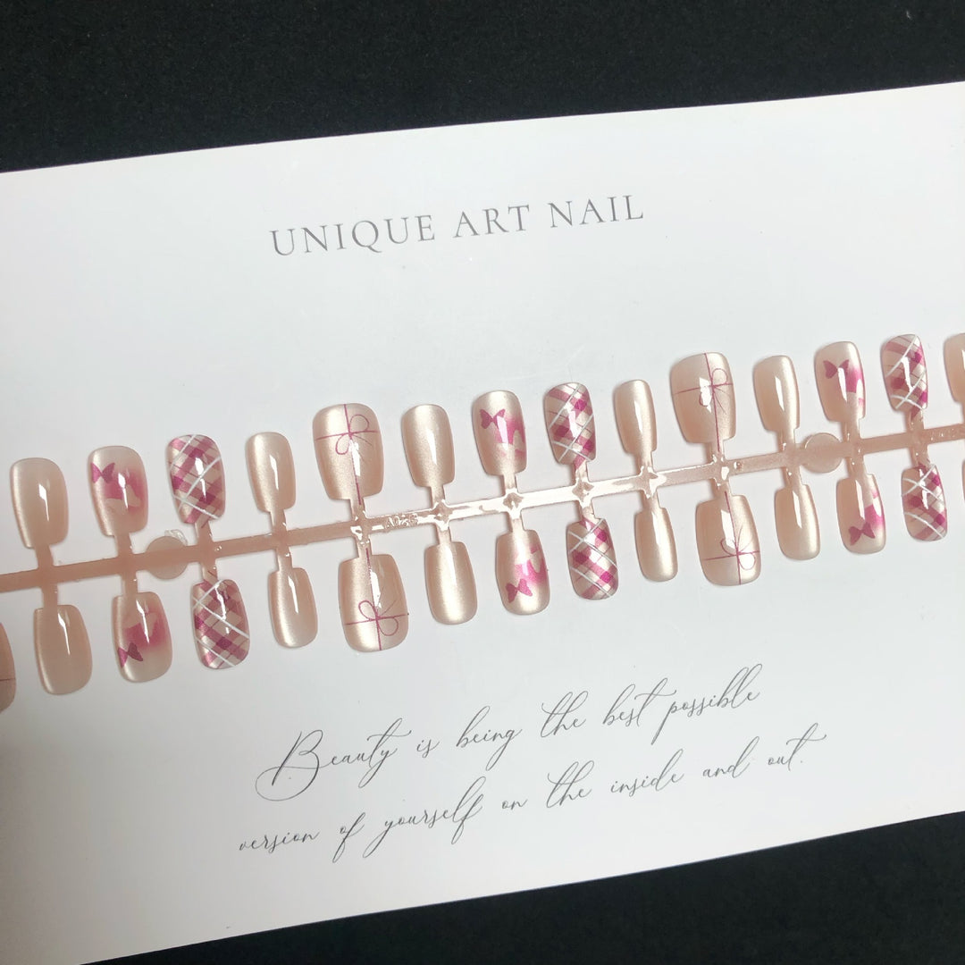 Artistic Press-On Nail Art Set 1790745509