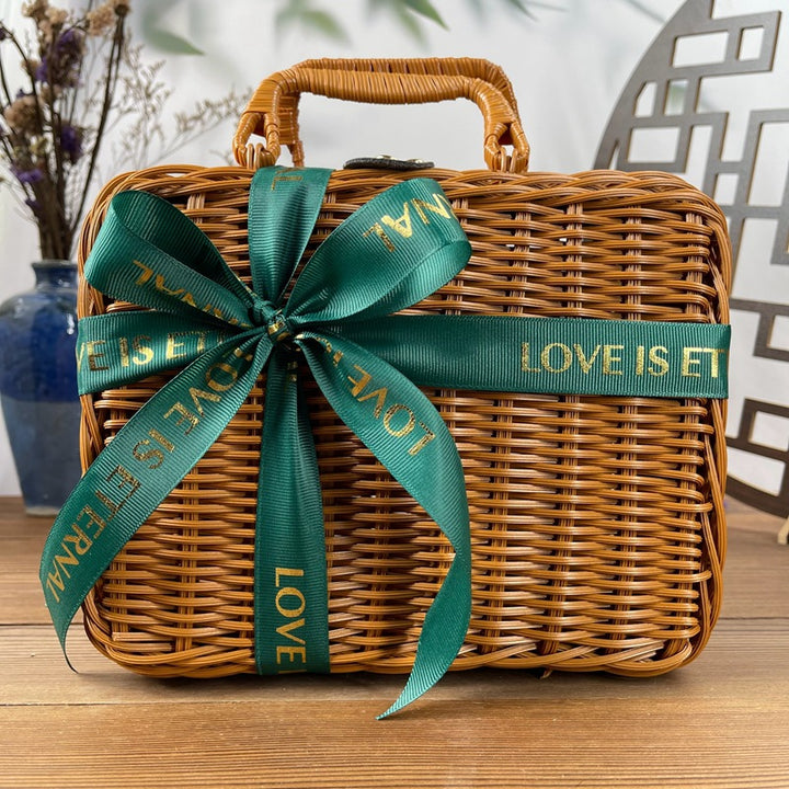 Women classic rattan handbag Stornfield