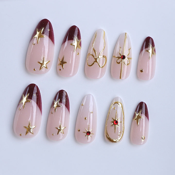 Luxury artificial fingernails with glamorous embellishments Stornfield
