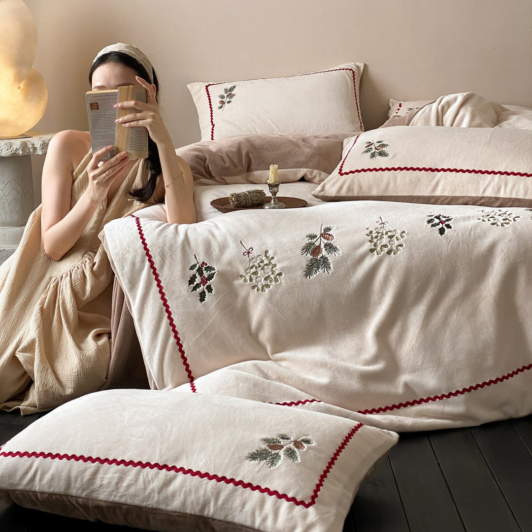 Embroidered Holiday Linen Duvet Cover Set with Decorative Pillow Shams