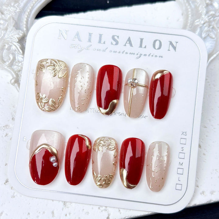 Luxurious Floral Design Press-On Nail Set