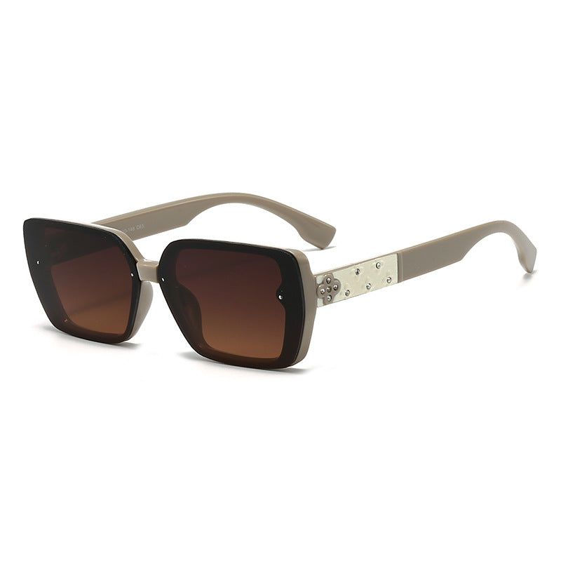 Ladies sunglasses with extravagant jewelry details Stornfield