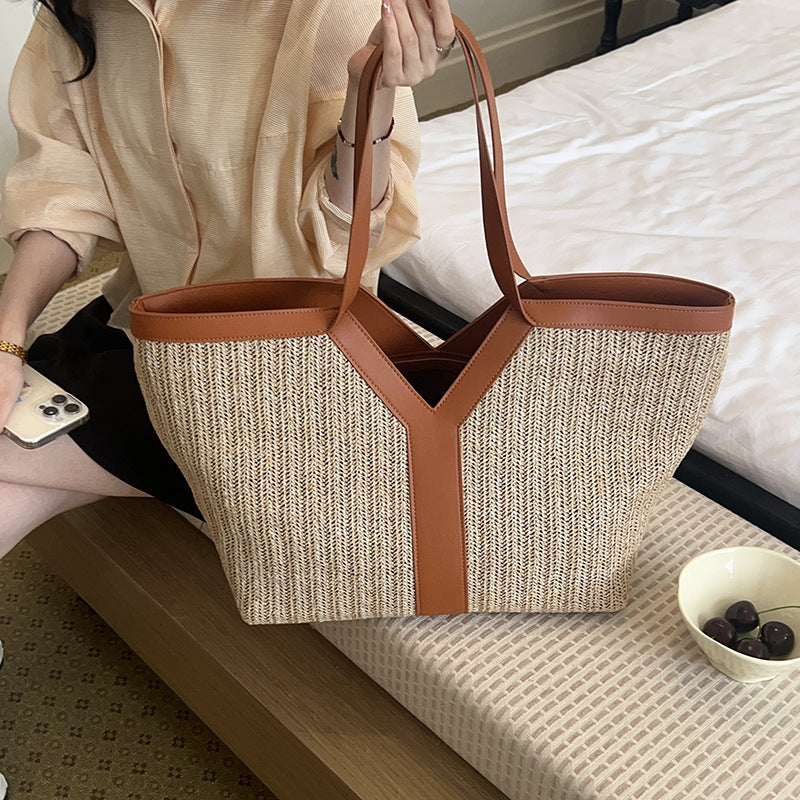 Generous and Stylish Shopping Bag Stornfield