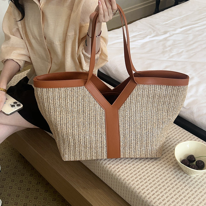 Generous and Stylish Shopping Bag Stornfield