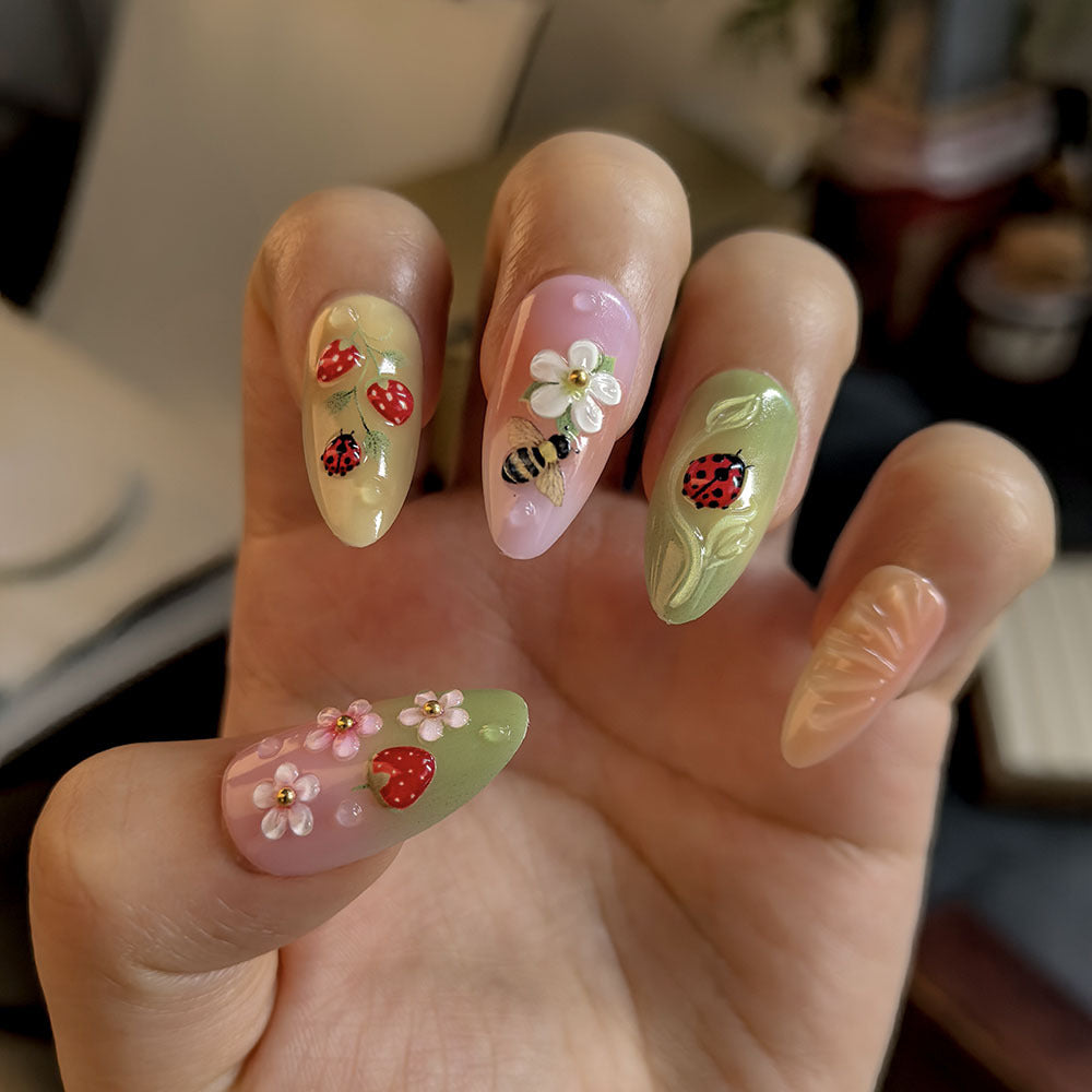 Artistic Floral Design Press-On Nails Stornfield