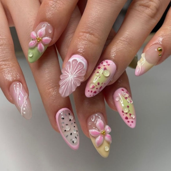 Artistic Floral-Patterned Press-On Nail Set Stornfield