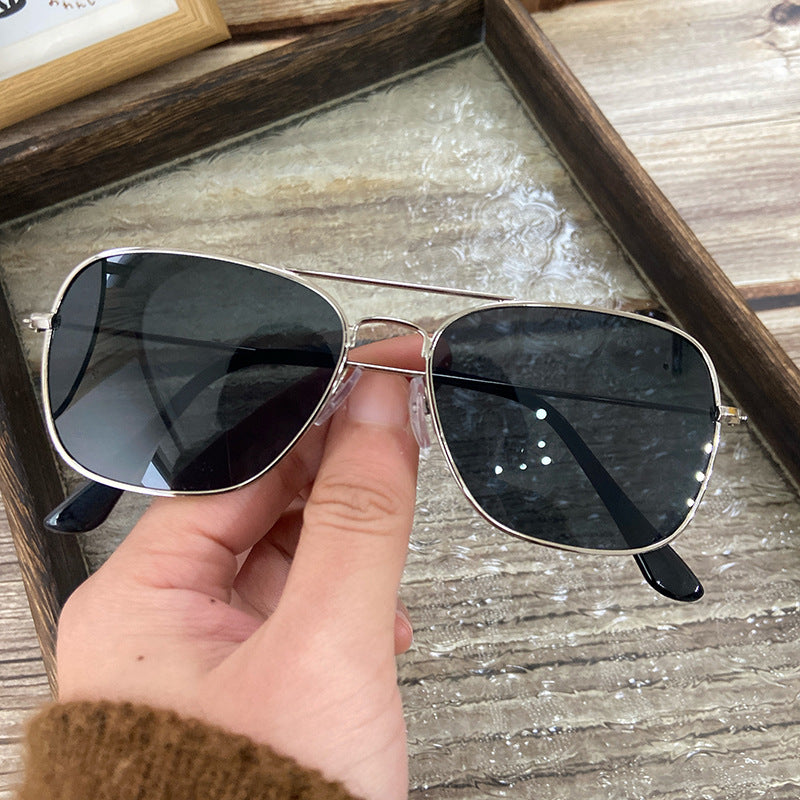 Fashionable metal sunglasses Stornfield