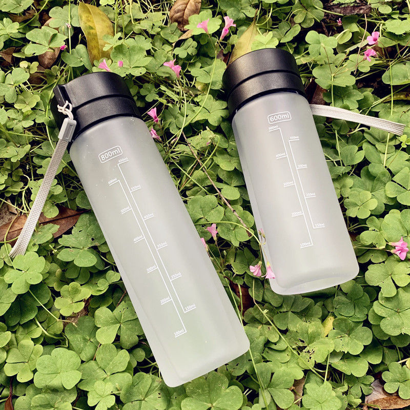 Women's portable water bottle with practical cleaning system Stornfield