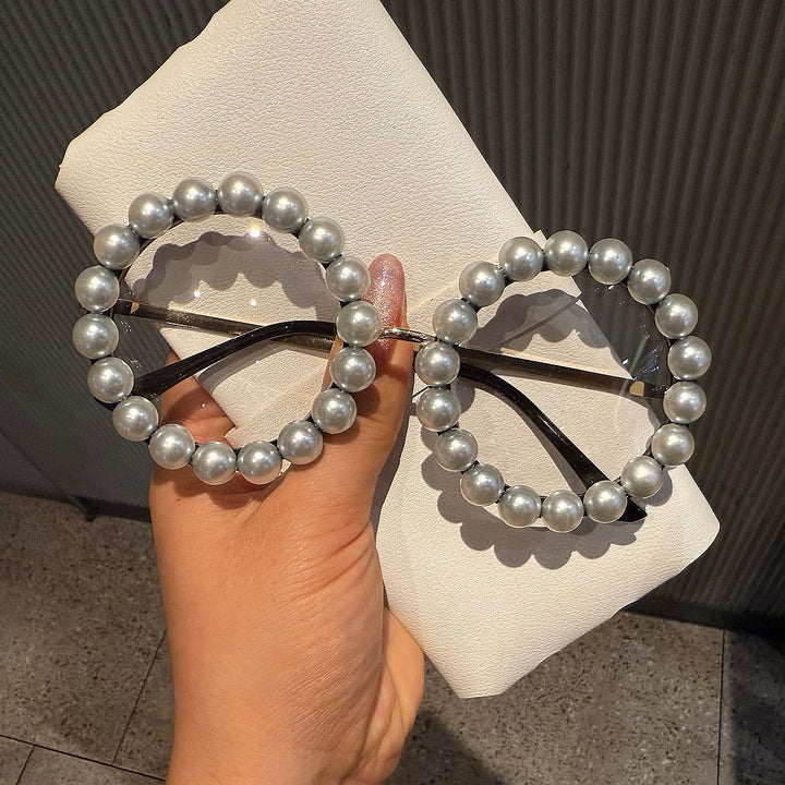 Women's elegant vintage sunglasses with pearl embellishment Stornfield