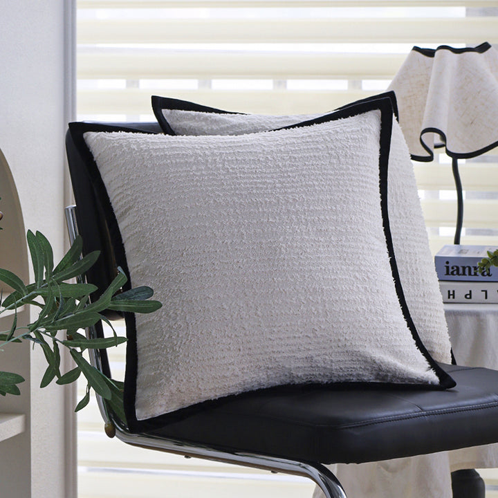 High-quality structured cushion