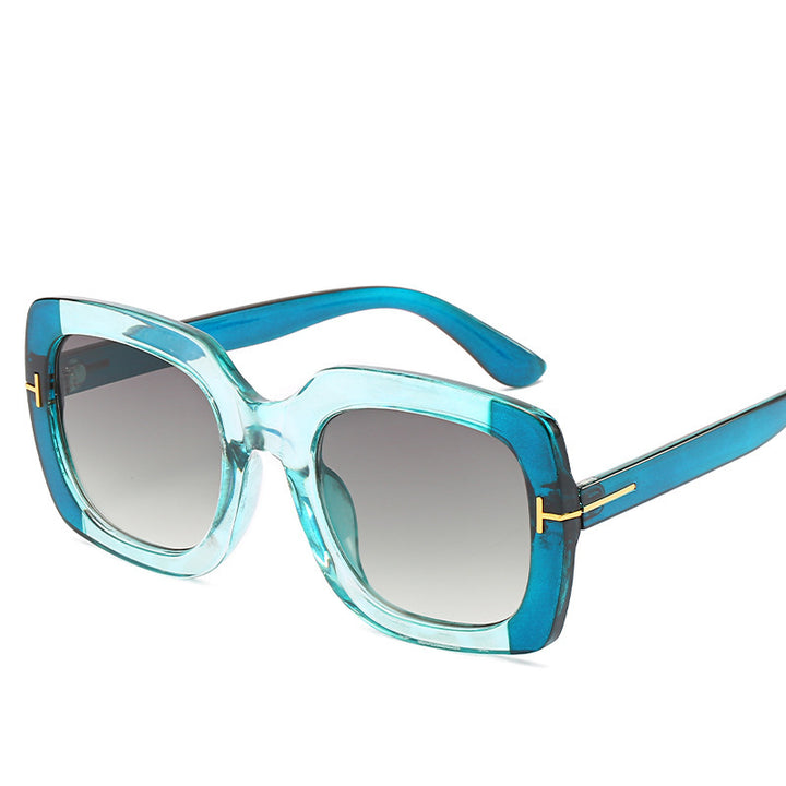 Oversized Fashion Sunglasses with Gradient Lenses Stornfield