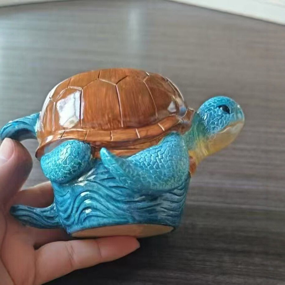 Coffee cup with turtle design Stornfield