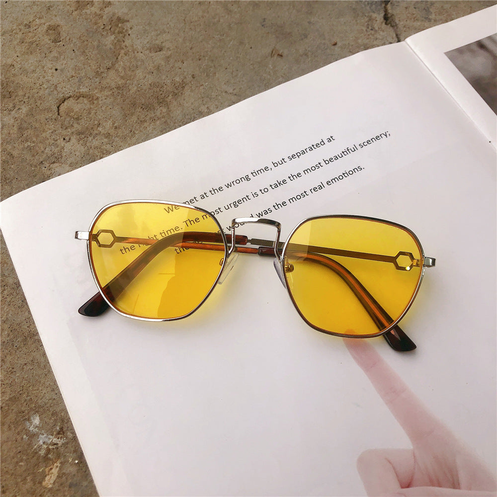 Vintage-Inspired Geometric Frame Sunglasses Stornfield