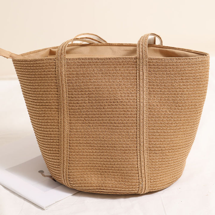 Practical Tote Bag with Structured Design Stornfield