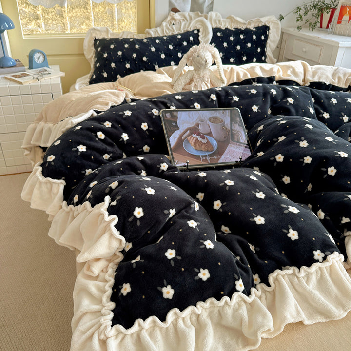 Quilted Patchwork Plush Comforter Set with Ruffled Edge and Reversible Sherpa Back
