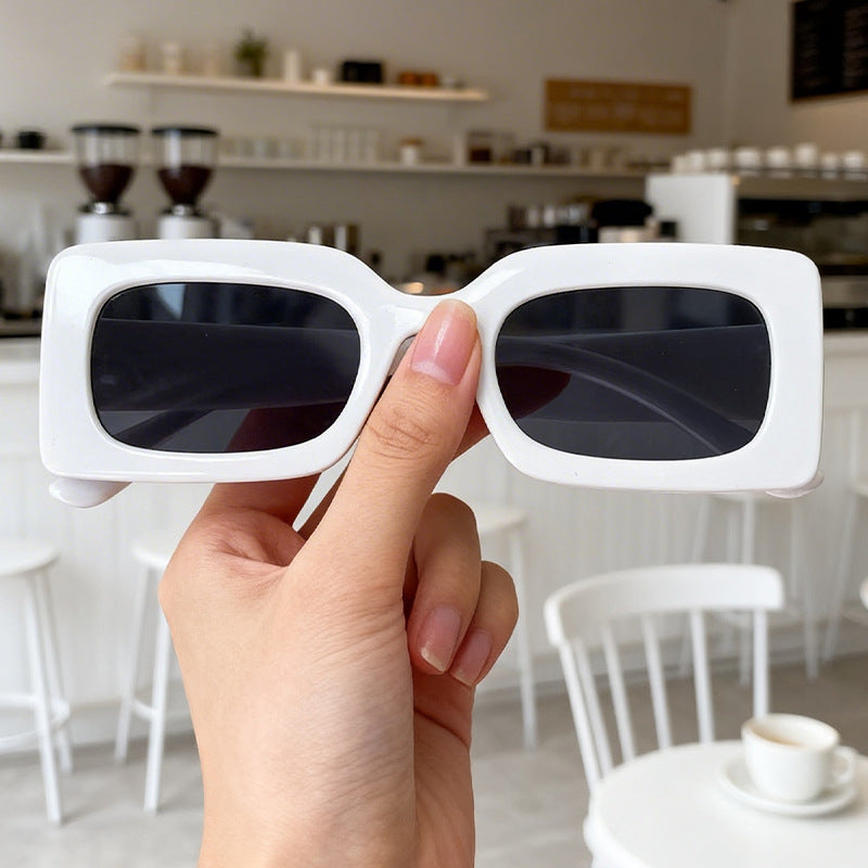Bold Retro Square Sunglasses Stornfield