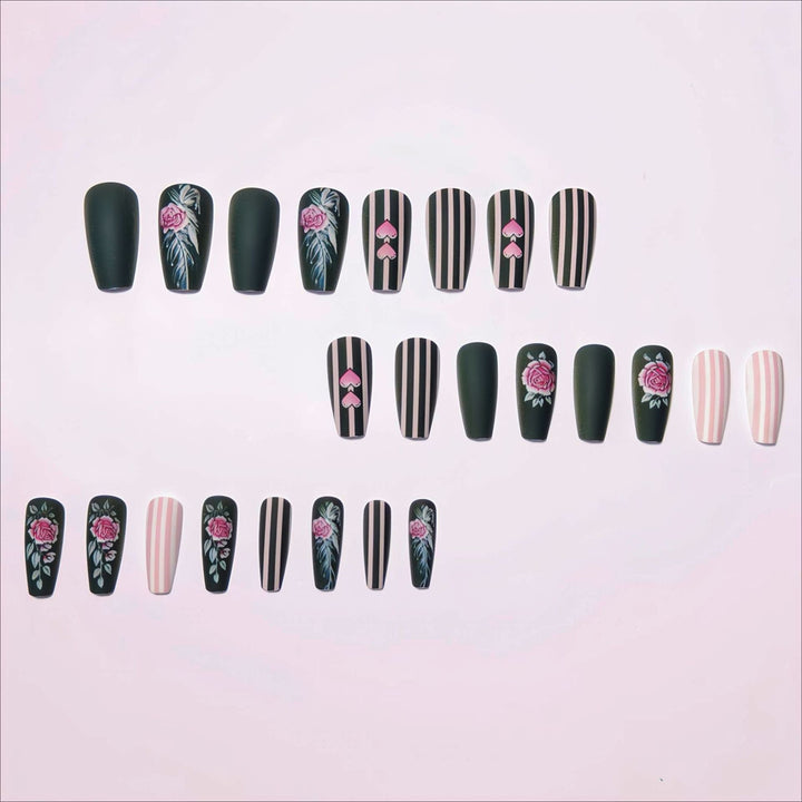 Artificial nails with romantic roses and heart designs Stornfield