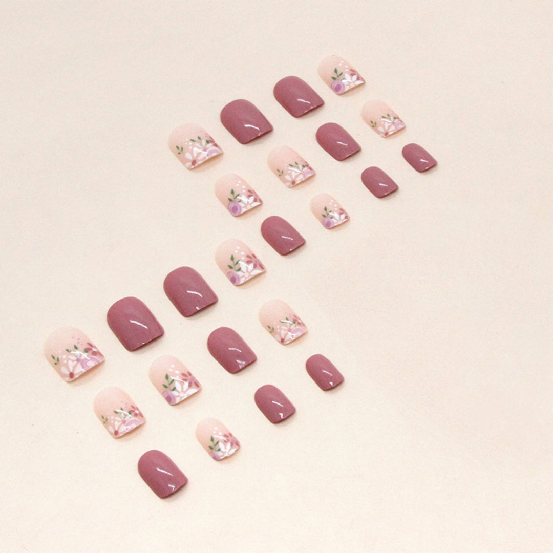Artistic Floral Design Press-On Nails Stornfield