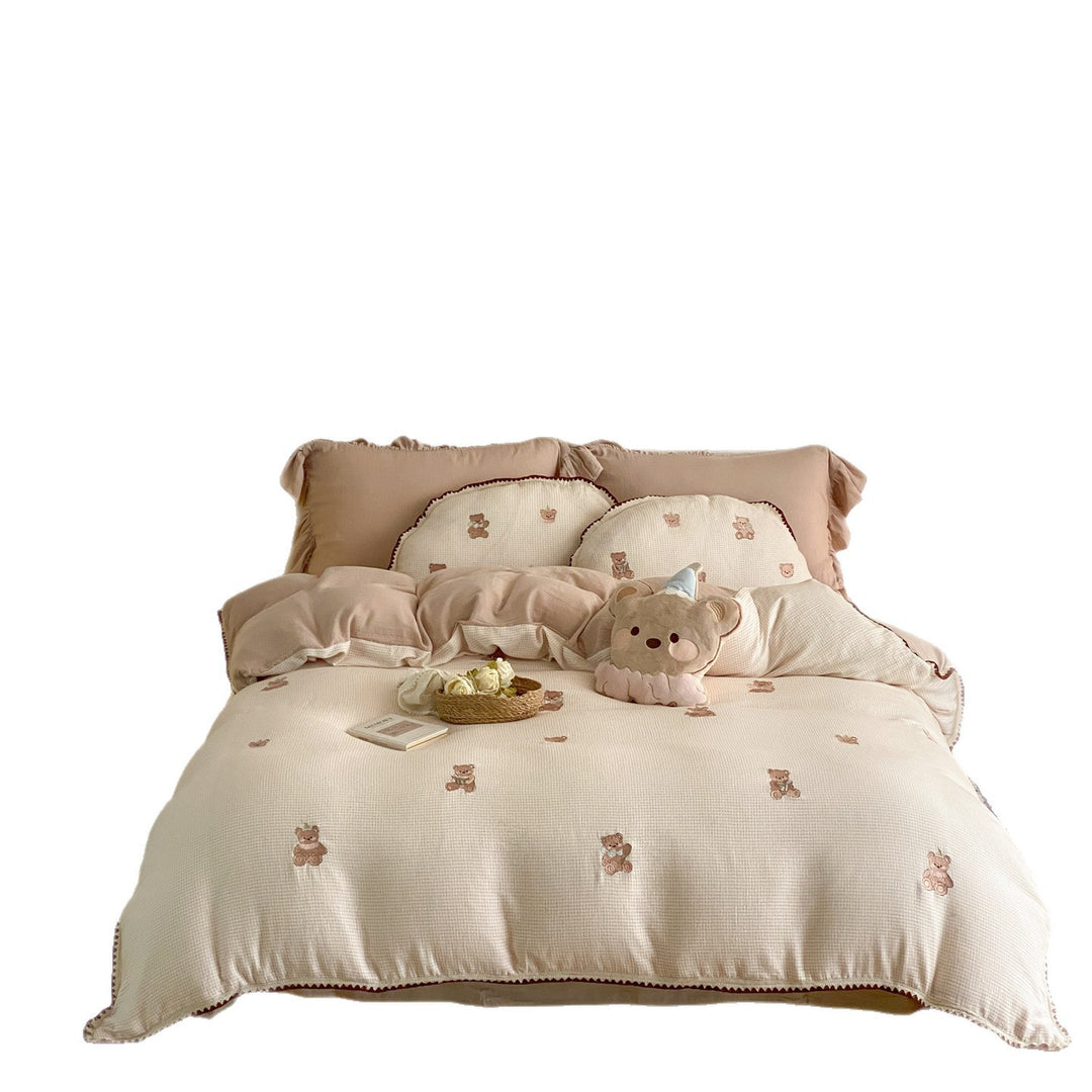 Teddy Bear Embroidered Waffle-Texture Duvet Cover Set with Scalloped Trim