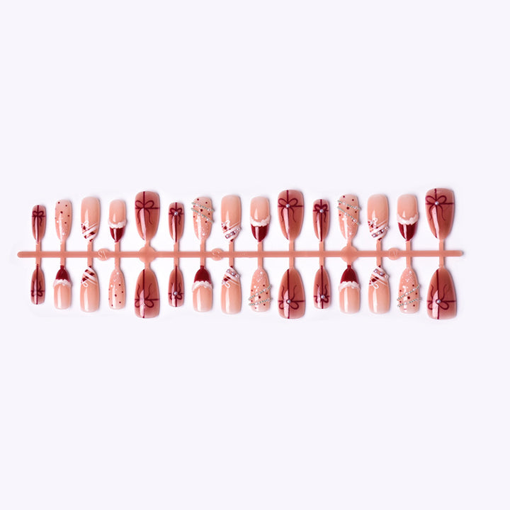 Glamorous Press-On Nail Art Set Stornfield