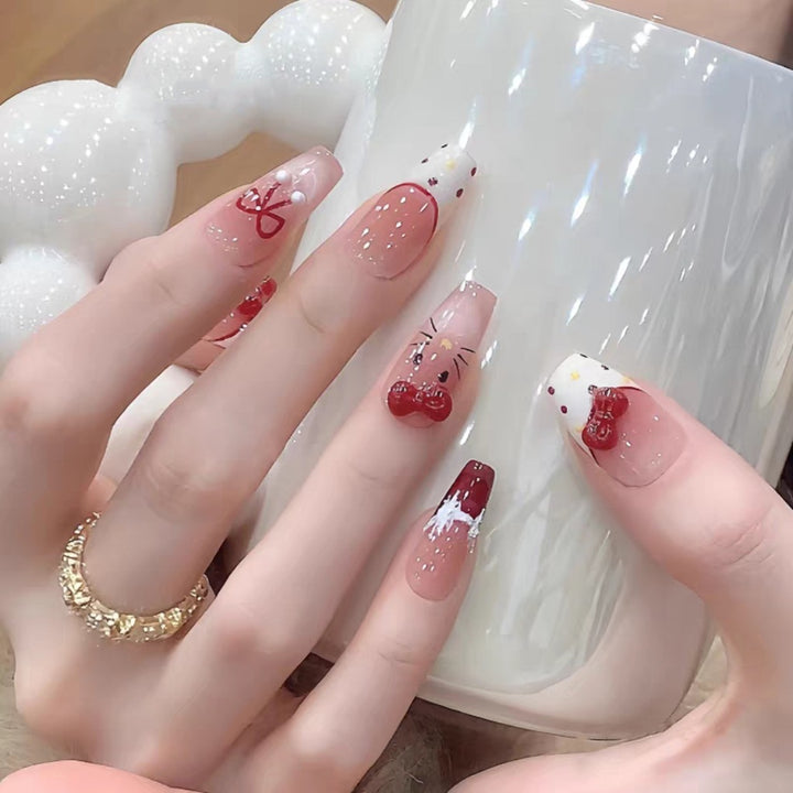 Artistic Press-On Nail Set with Character Themes Stornfield