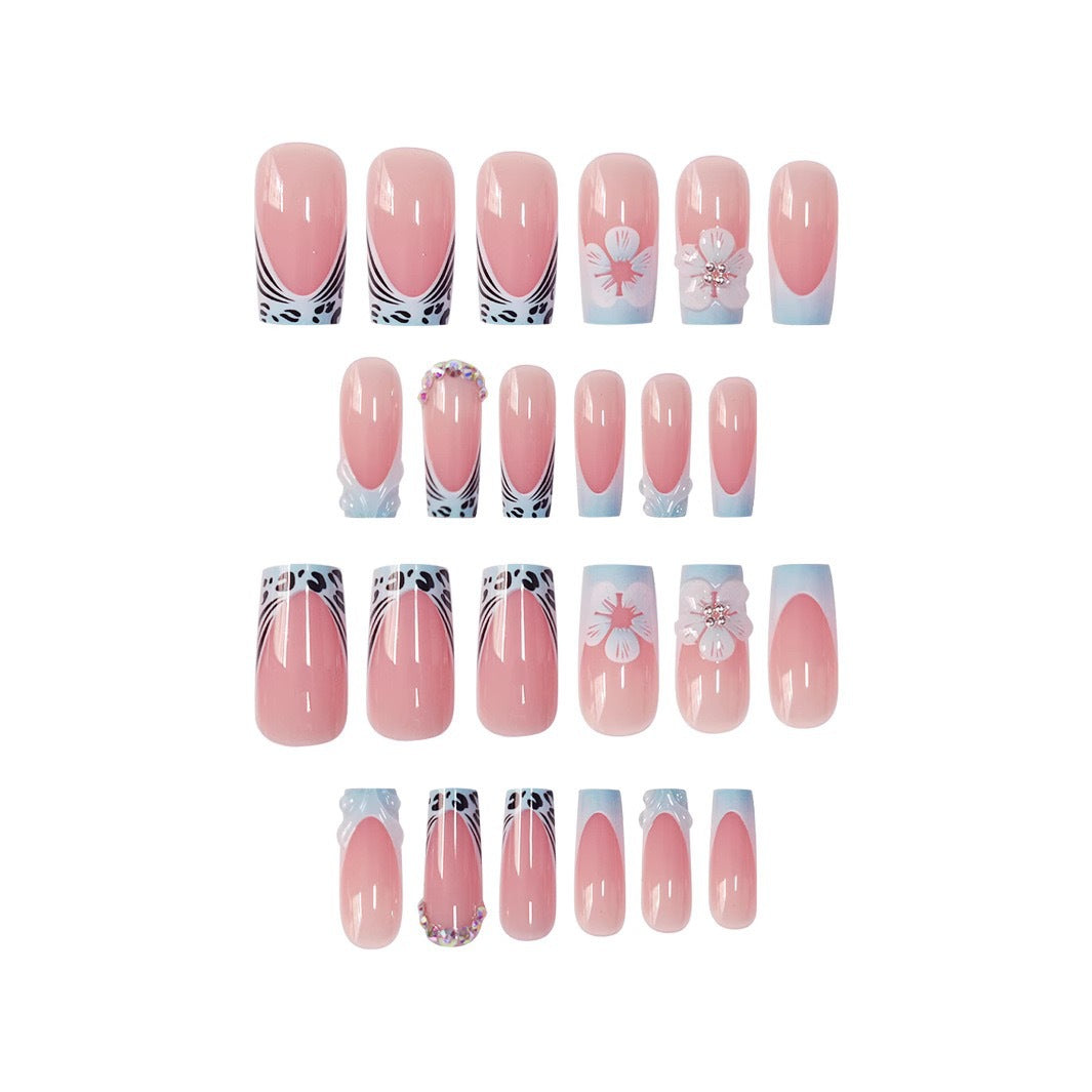 Decorative Floral Press-On Nail Art Set Stornfield