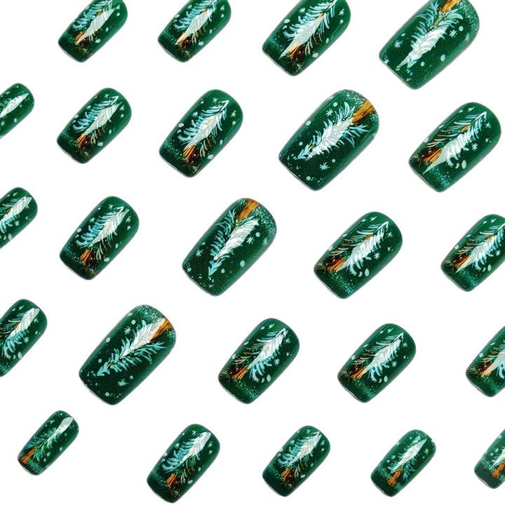 Artificial Nails in Festive Christmas Tree Design Stornfield