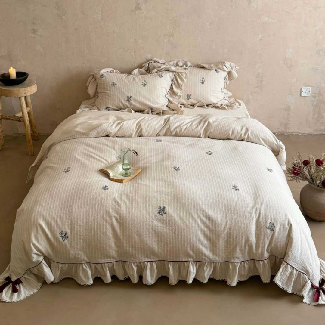 Ruffled Embroidered Cotton-Linen Duvet Cover Set with Pillow Shams and Decorative Bow Hem