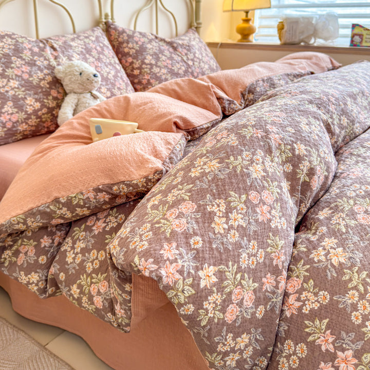 Children's Playful Cartoon Animal Print Bedding Set