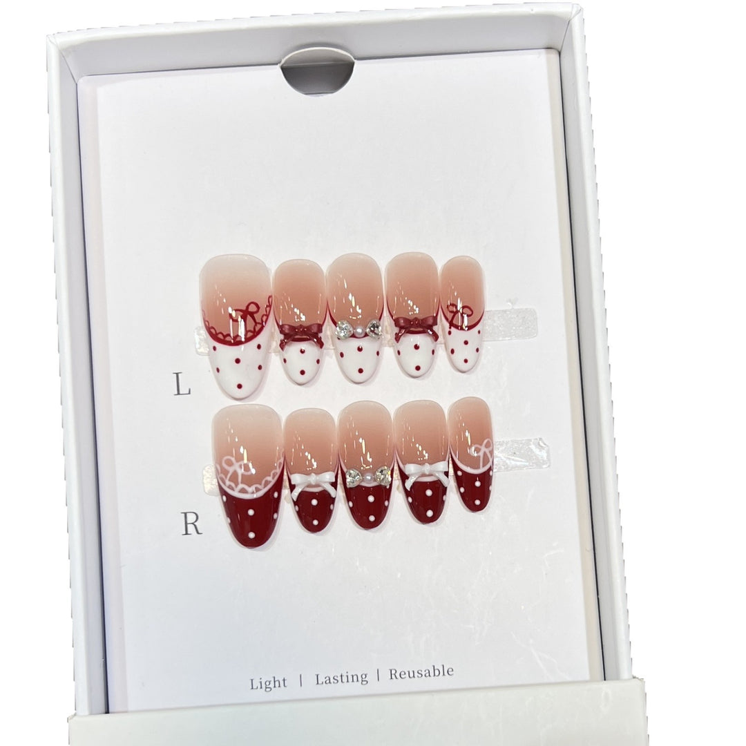 Elegant Reusable Press-On Nails with Artistic Details Stornfield