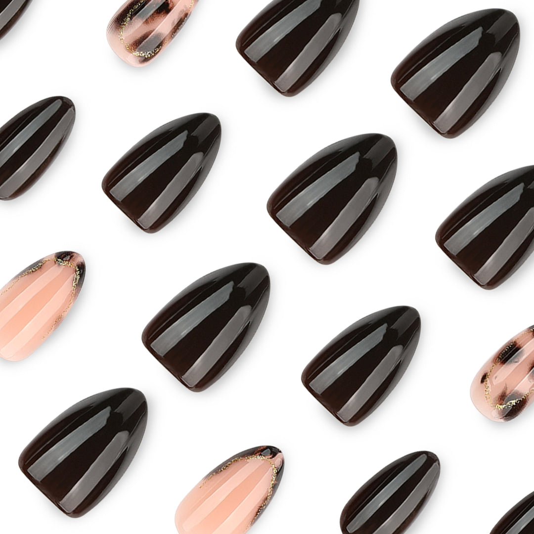 Artificial nail art with elegant accents Stornfield