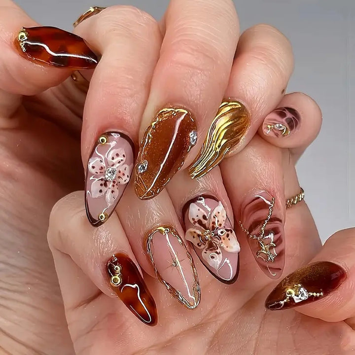 Artistic Floral Design Press-On Nail Set Stornfield