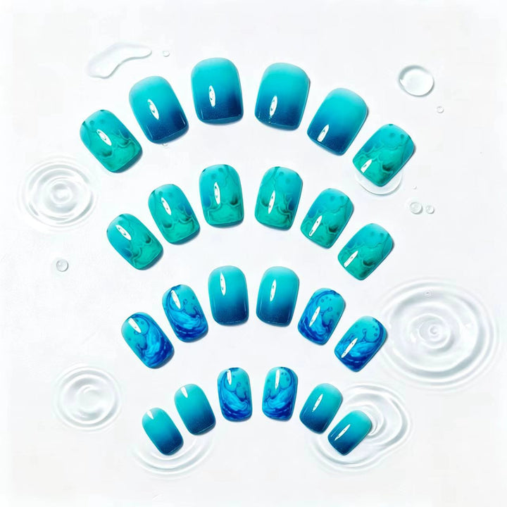 Artificial nails with elaborate wave design Stornfield