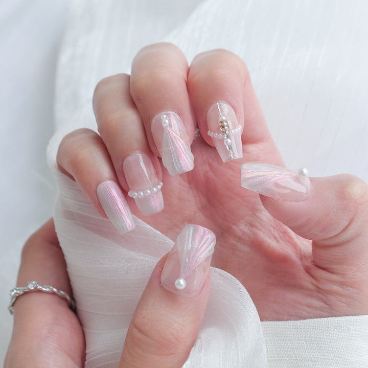 Floral-Inspired 3D Press-On Nail Set