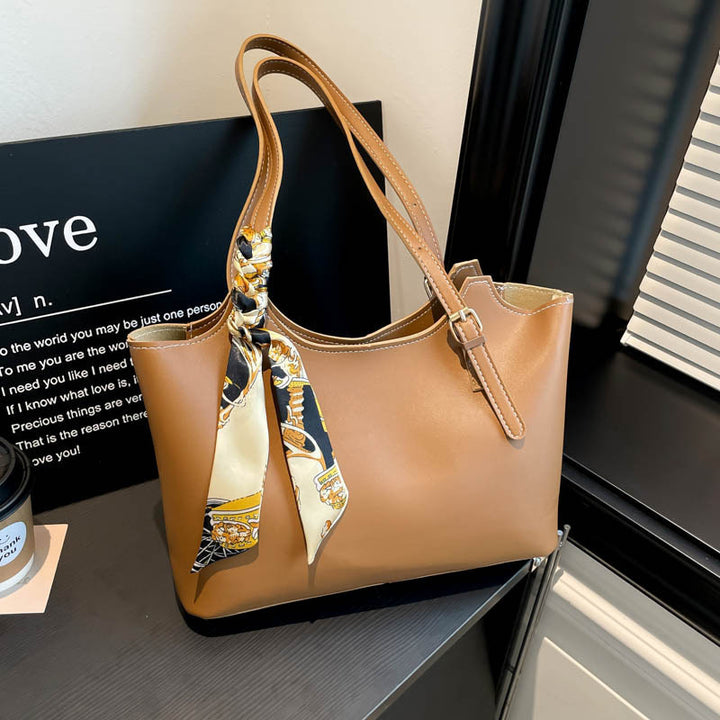 Elegant Minimalist Handheld Tote Bag Stornfield