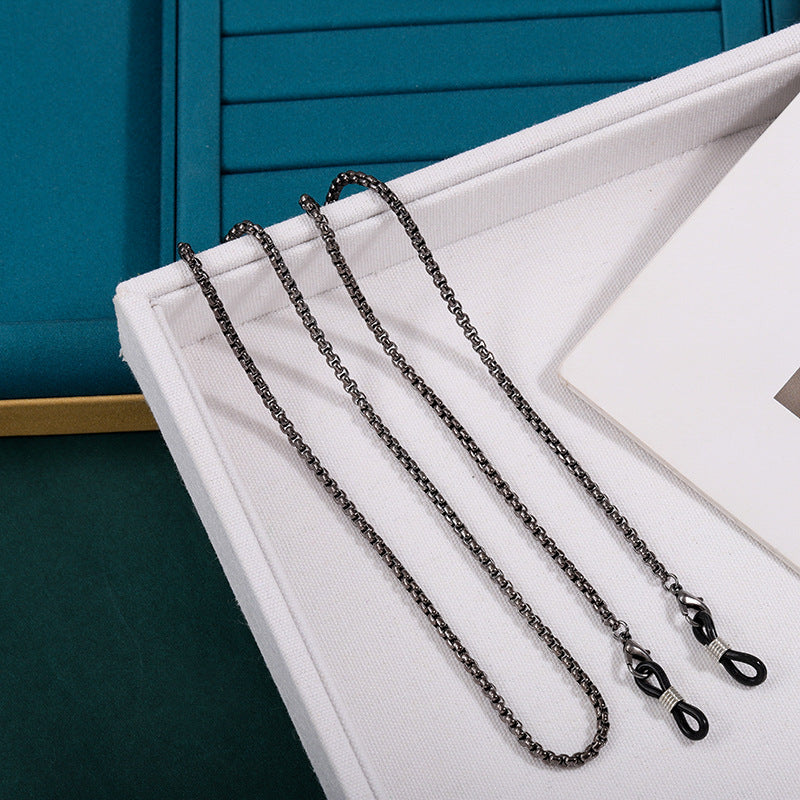 Versatile Eyewear Retainer Chain Stornfield