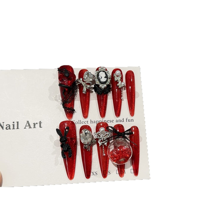 Artistic Decorative Press-On Nail Art Set