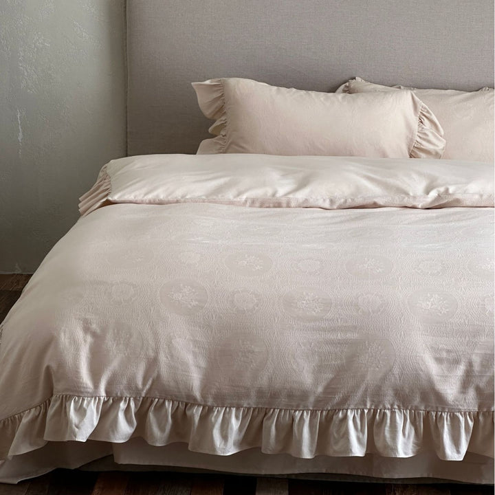 Jacquard Medallion Duvet Cover Set with Ruffled Skirt and Ruffled Shams