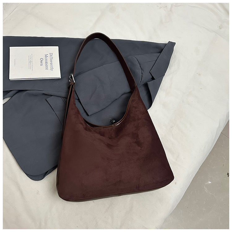Elegant and Versatile Shoulder Bag Stornfield