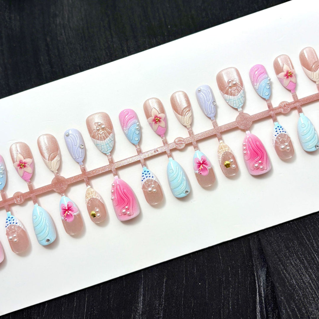 Artistic Themed Press-On Nail Set 1790745583