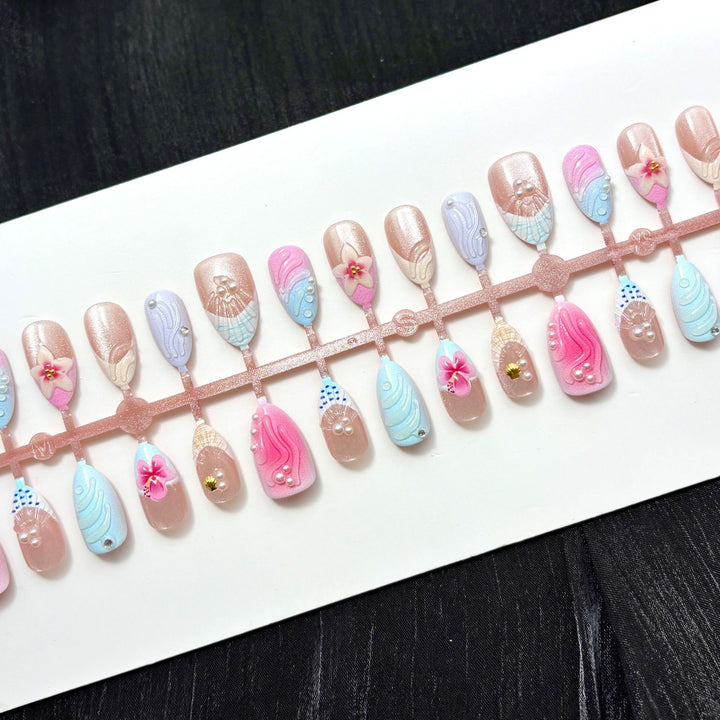 Artistic Themed Press-On Nail Set 1790745583