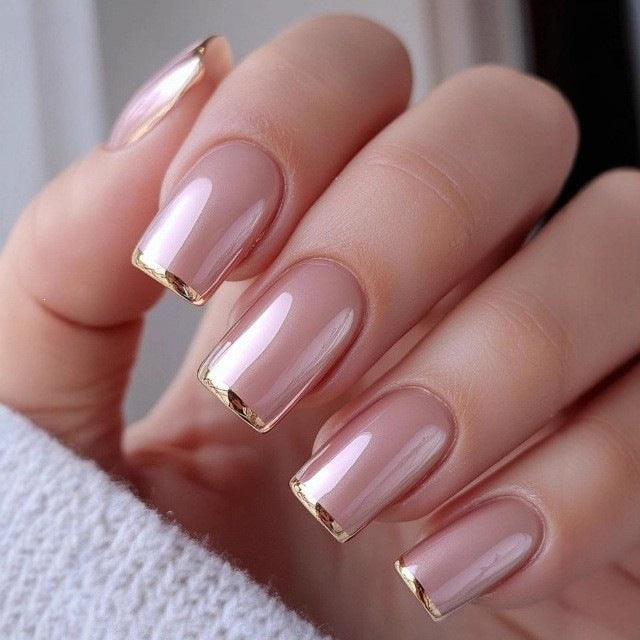 Artificial nails in elegant French tip design Stornfield