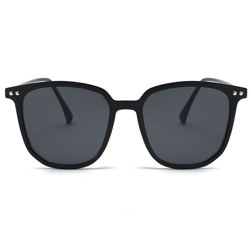 Women's fashionable oversized sunglasses with sturdy frame and UV protection Stornfield