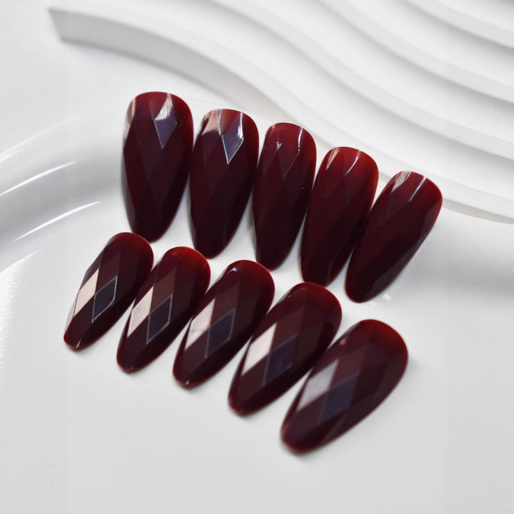 Premium Glossy Diamond-Shaped Press-On Nails Stornfield