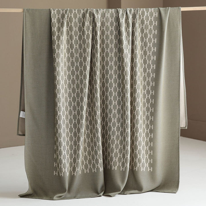 Decorative Patterned Throw Blanket
