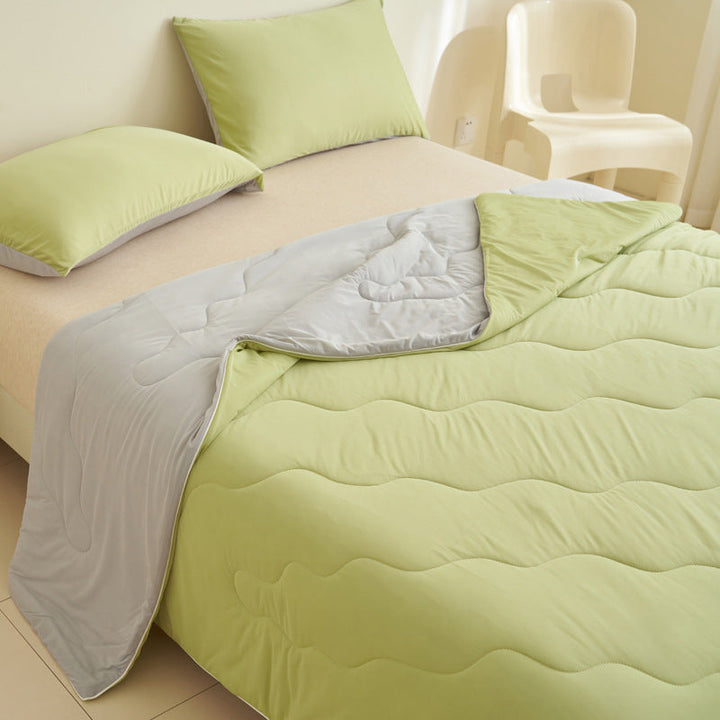 Ultra-Soft Cooling Summer Blanket – Lightweight Ice Silk Comforter, Breathable & Machine Washable Air Conditioning Quilt | Stornfield