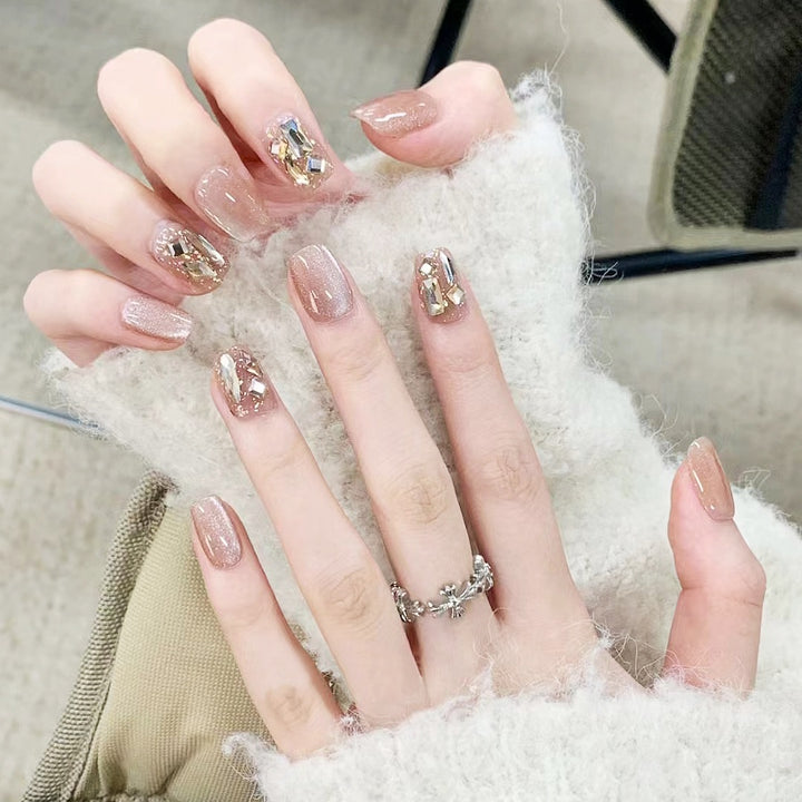 Chic Decorative Press-On Nail Tips Stornfield
