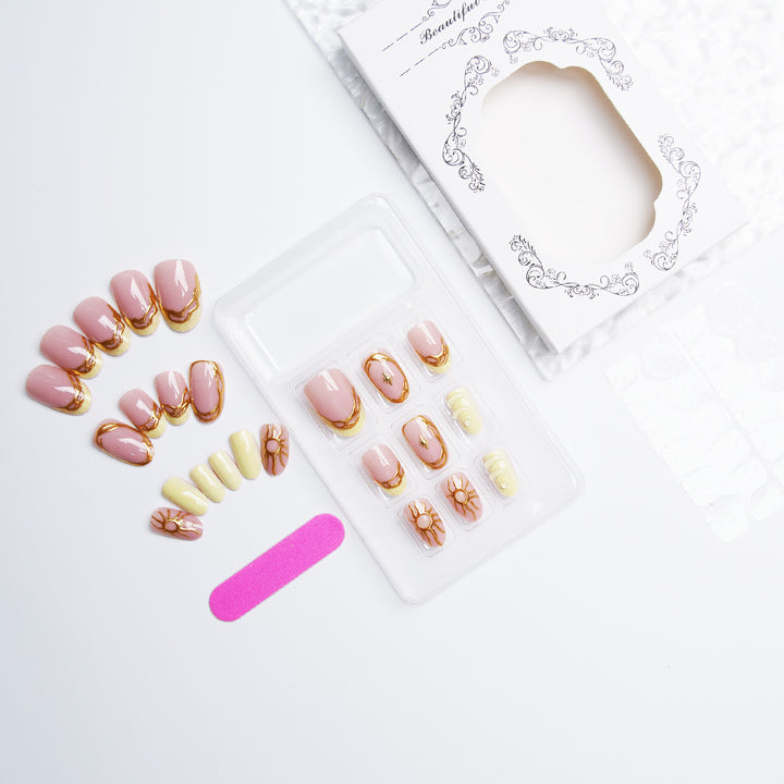 Elegant and Stylish Nail Set Stornfield