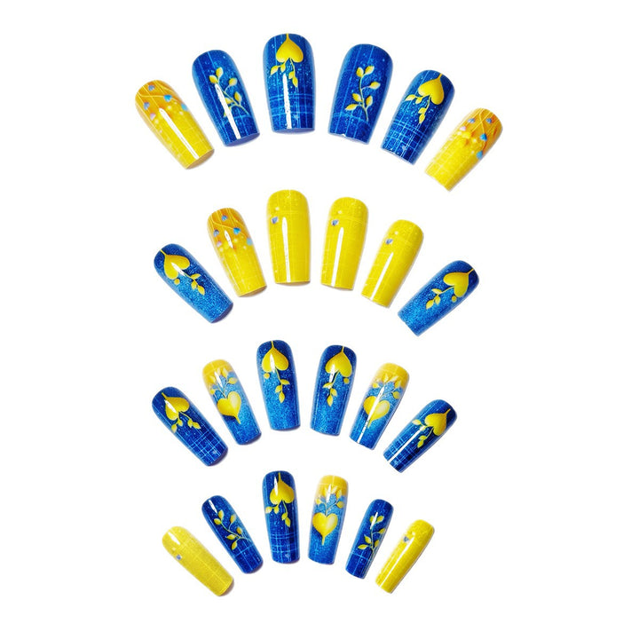 Creative artificial nails with heart design Stornfield